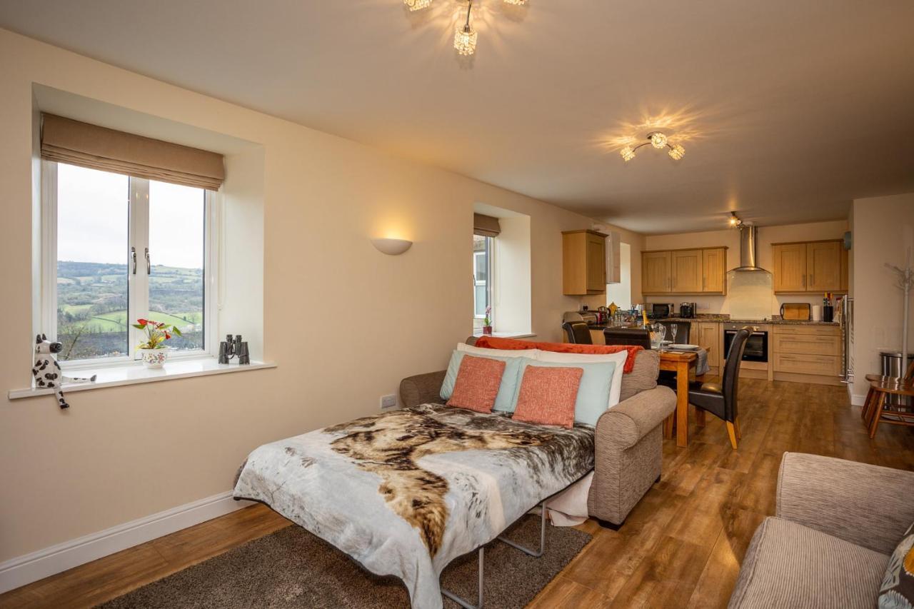 Skylark View, Most Stunning Views Over Matlock. ماتلوك المظهر الخارجي الصورة